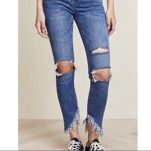 Blank NYC the stanton frayed hem cropped distressed jeans women’s size small 25